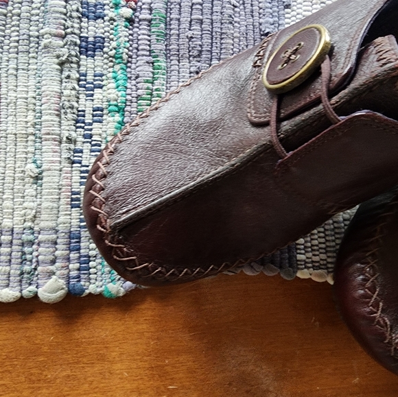 Clarks Indigo slip on comfort heels bendable brown 10m button detail - Picture 3 of 13